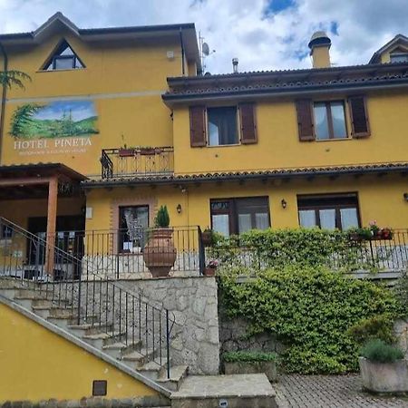 Campodonico  Hotel Pineta Ristorante Country House In Fabriano מראה חיצוני תמונה